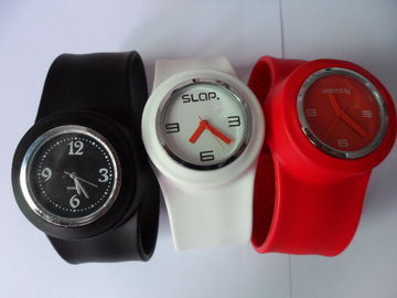 Flexible Children Silicone Wristband Watch , Lightweight Slap Watch