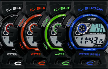 12 / 24 hour LCD Watch