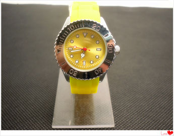 2014 Hot Sale Silicone Watch In Wristband