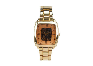 Vogue Unisex Quartz Analog Display Metal Strap Watch With Stainless Steel Case