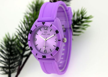 39MM x 39 MM Teenage Japan Movement Quartz Watch With Silicone Strap