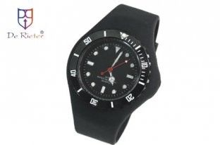 Plastic quartz watch