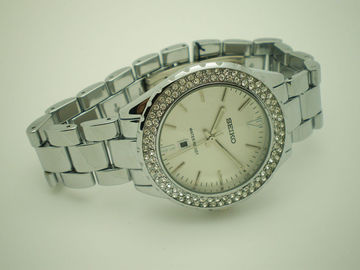 Stainless Steel quartz watches for women , womens wrist watch  with diamond