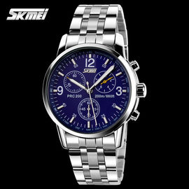 Elegant Stainless Steel Quartz Watch 50m Water Resistant For Business Men