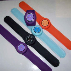 Customized Silicone Wristband Watch Fashionable Slim For Women