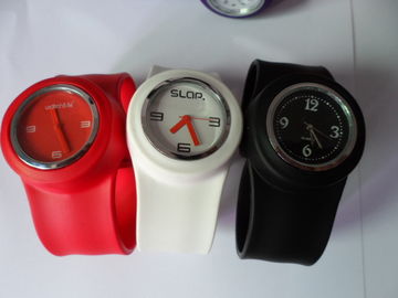 Beautiful Silicone Band Watch Flexible Light For Female / Male
