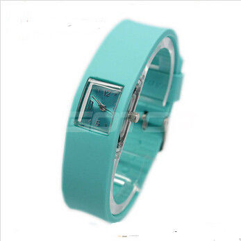 Custom Green Silicone Band LED Fashion Wrist Watch Digital With Changeable Battery